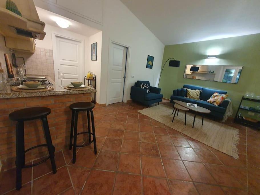 Suite Mirialveda San Pantaleo Exterior photo